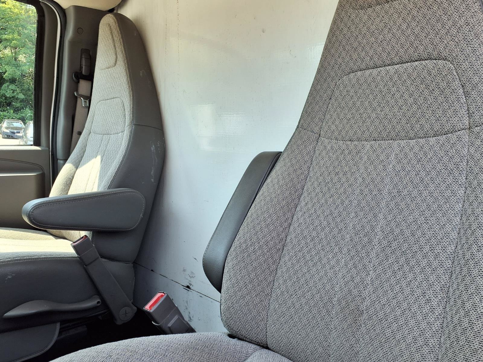 Used 2019 GMC Savana 3500 w/ Power Convenience Package RWD image 22