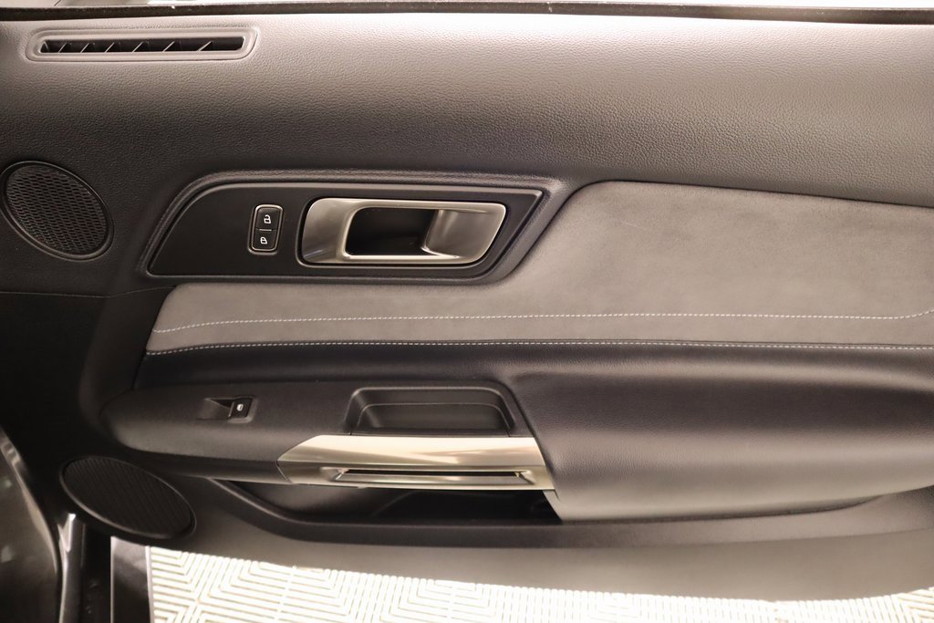 Used 2020 Ford Mustang Shelby GT350 w/ Technology Package image 16