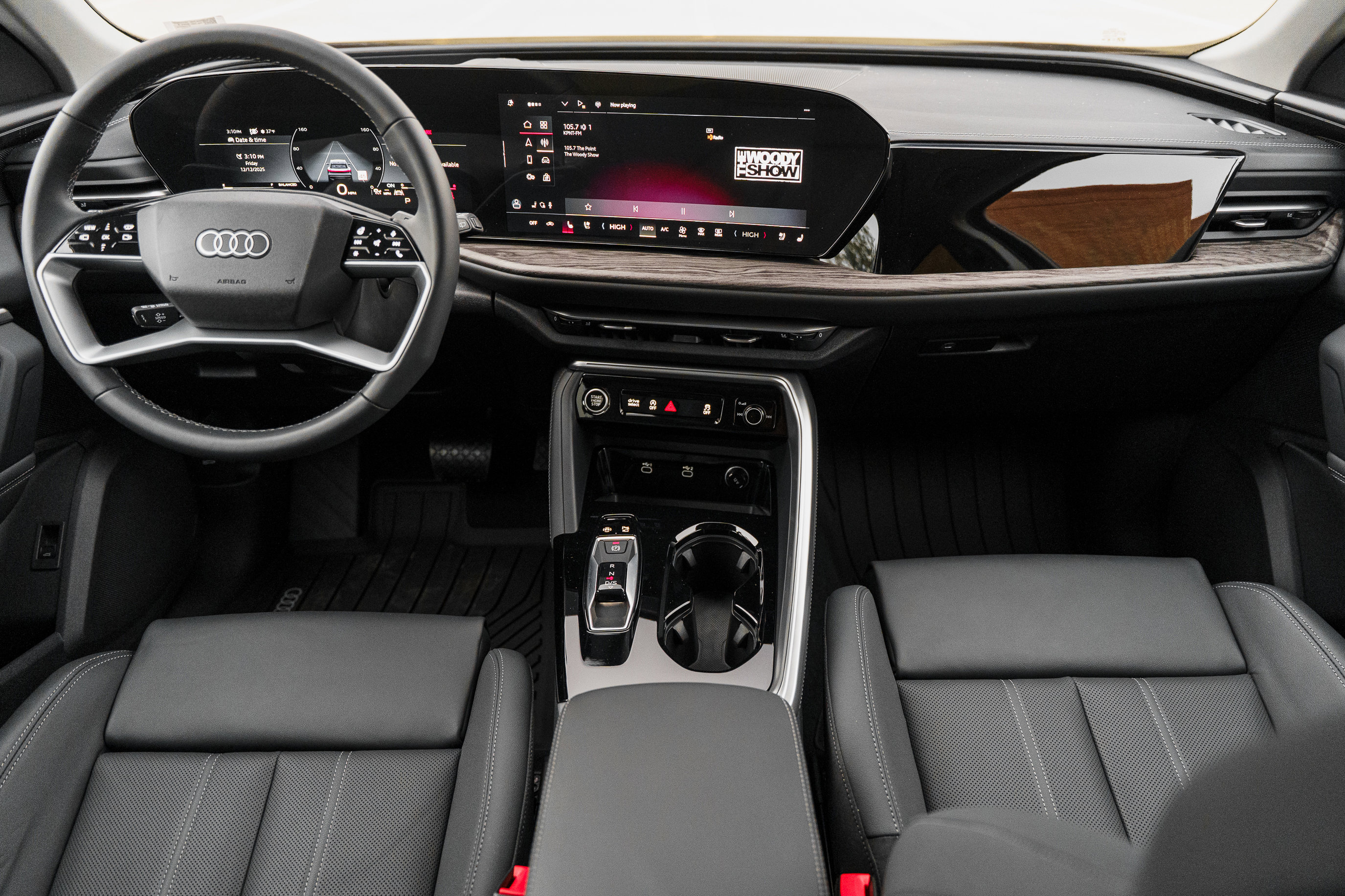 Certified 2025 Audi Q5 Premium Plus image 7