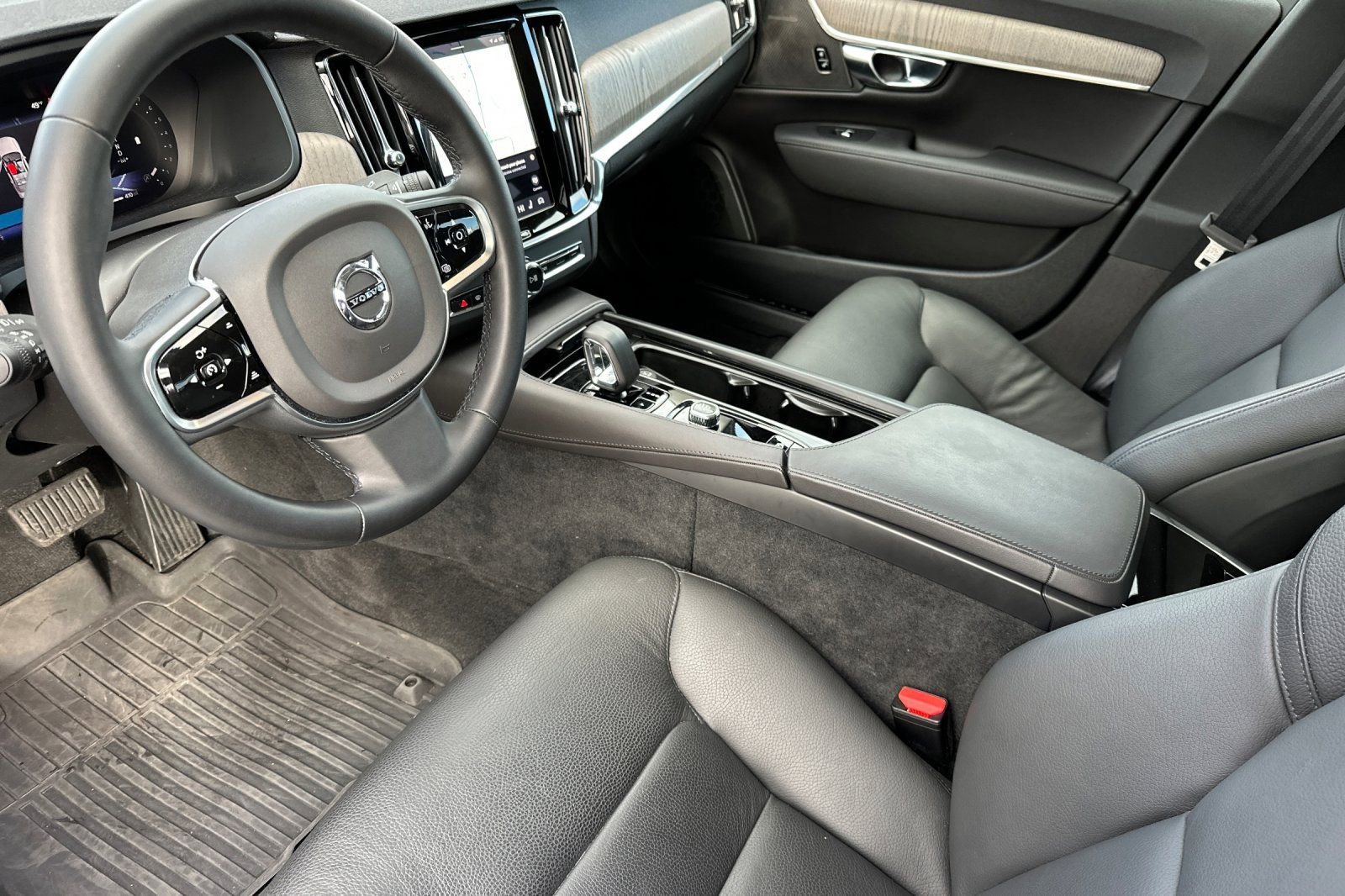 Used 2025 Volvo S90 B6 Plus w/ Protection Package Premier AWD/4WD image 9