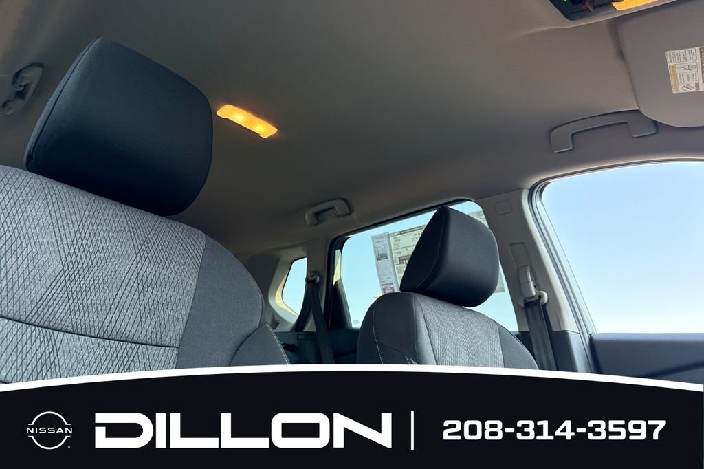 New 2026 Nissan Rogue SV w/ Cold Weather Package AWD/4WD image 18