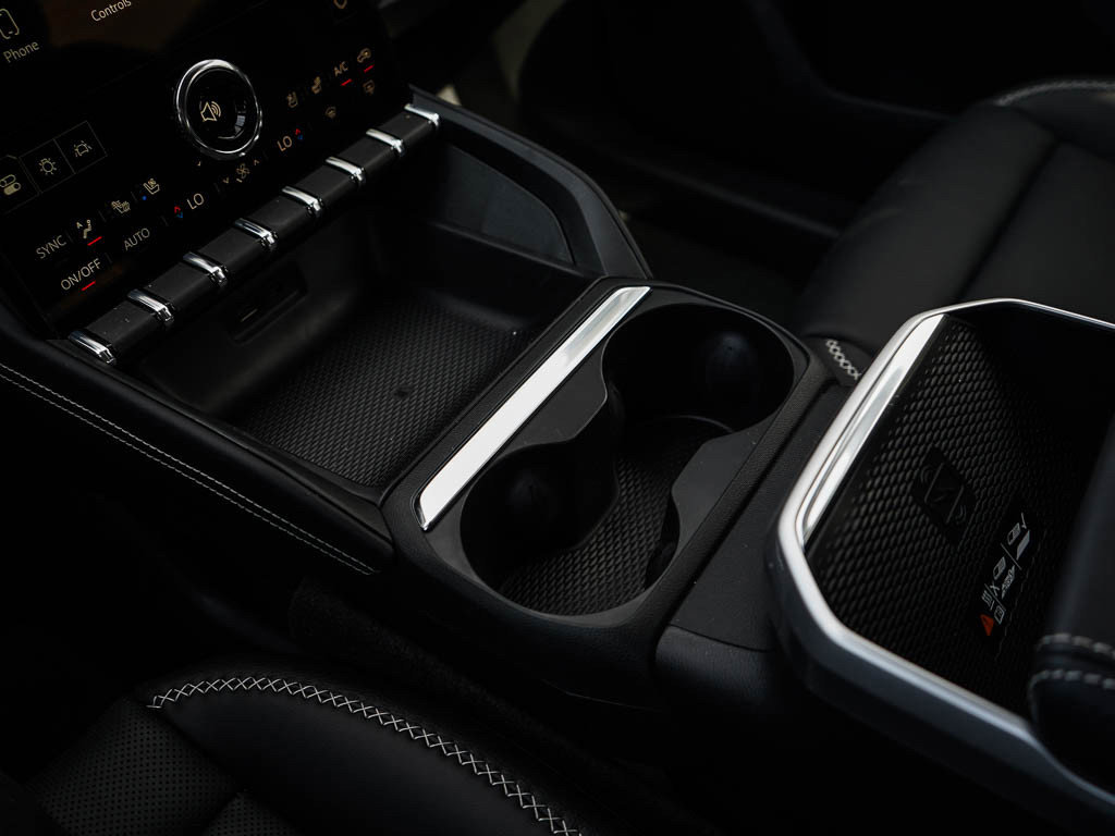 New 2026 GMC Terrain Denali w/ LPO, Floor Liner Package image 27