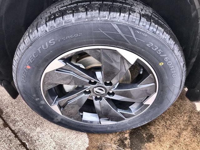 Certified 2024 Nissan Rogue SV AWD/4WD image 10