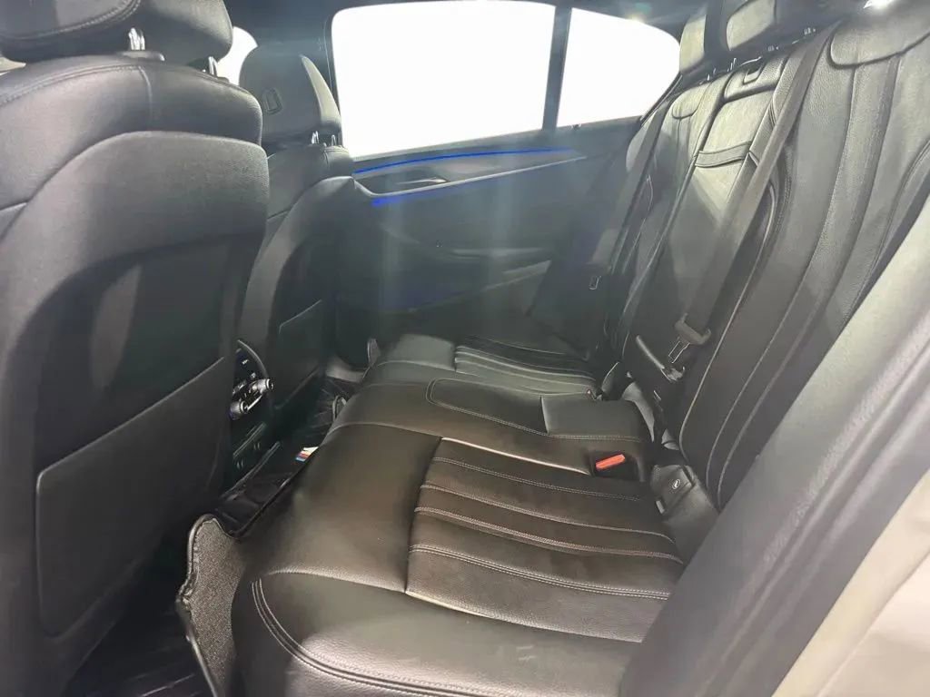 Used 2018 BMW 530i xDrive 530i xDrive image 22