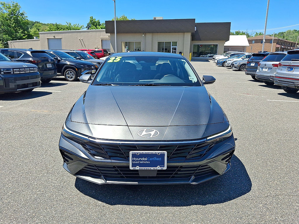 Certified 2025 Hyundai Elantra SEL FWD image 29