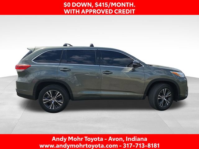Used 2017 Toyota Highlander LE FWD image 8