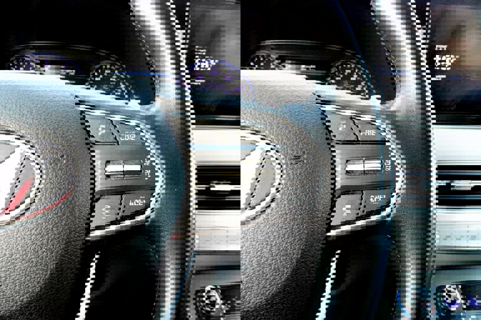 Used 2022 Hyundai Palisade SEL w/ Premium Package image 14