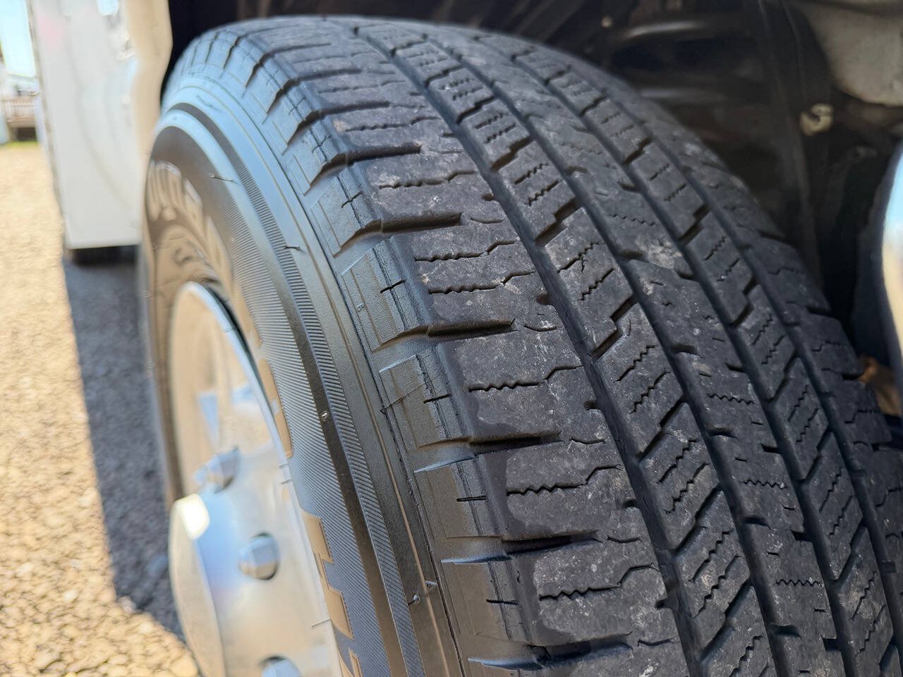 Used 2016 Ford E-350 and Econoline 350 Super Duty w/ Power Windows & Locks Group RWD image 20