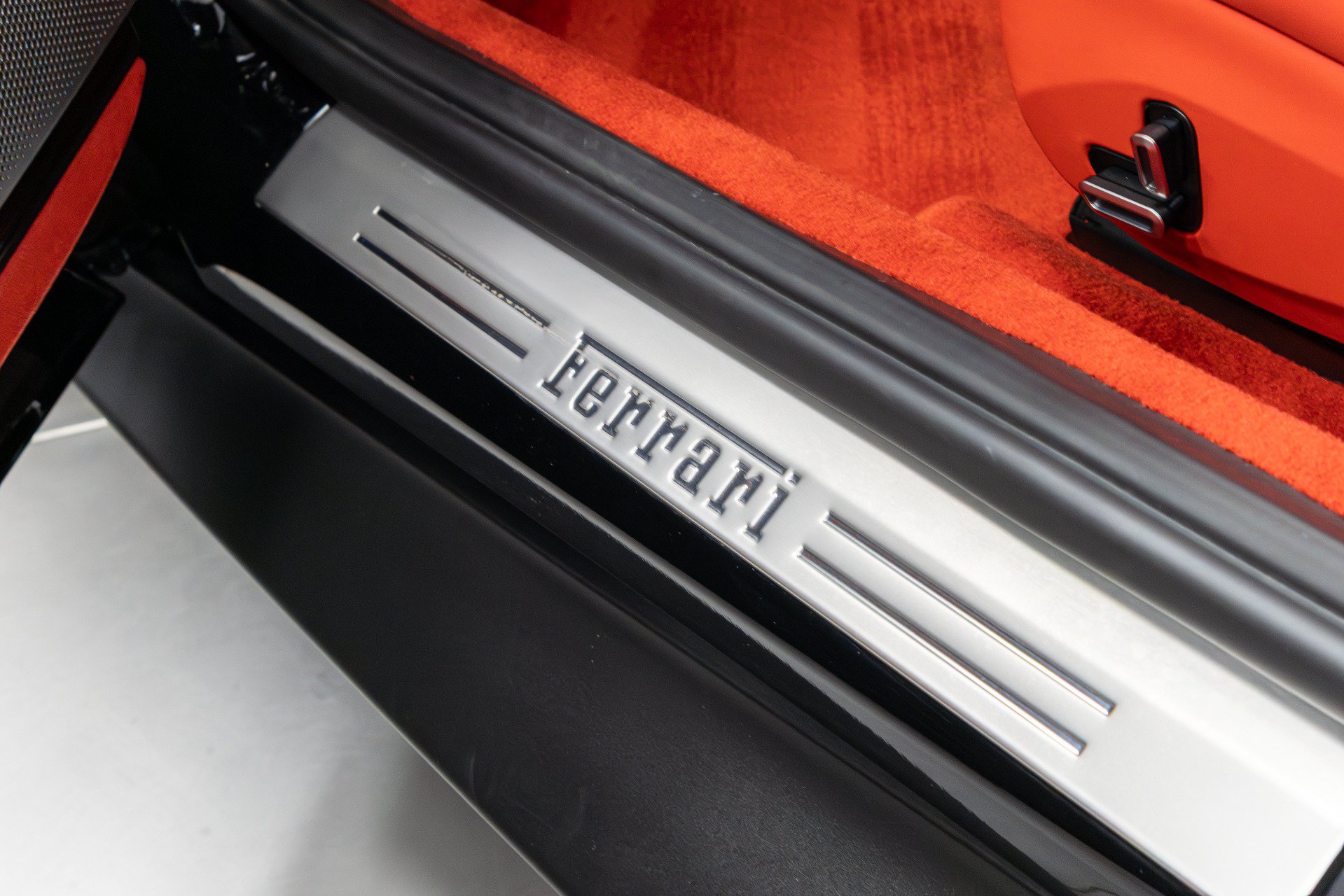 Used 2022 Ferrari Roma RWD image 64