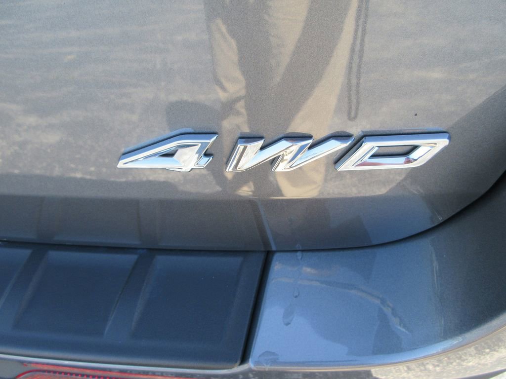 Used 2023 Ford Explorer XLT w/ Equipment Group 202A AWD/4WD image 10
