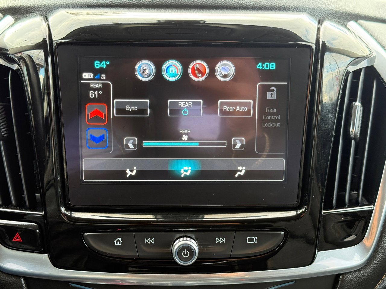 Used 2019 Chevrolet Traverse LT image 65