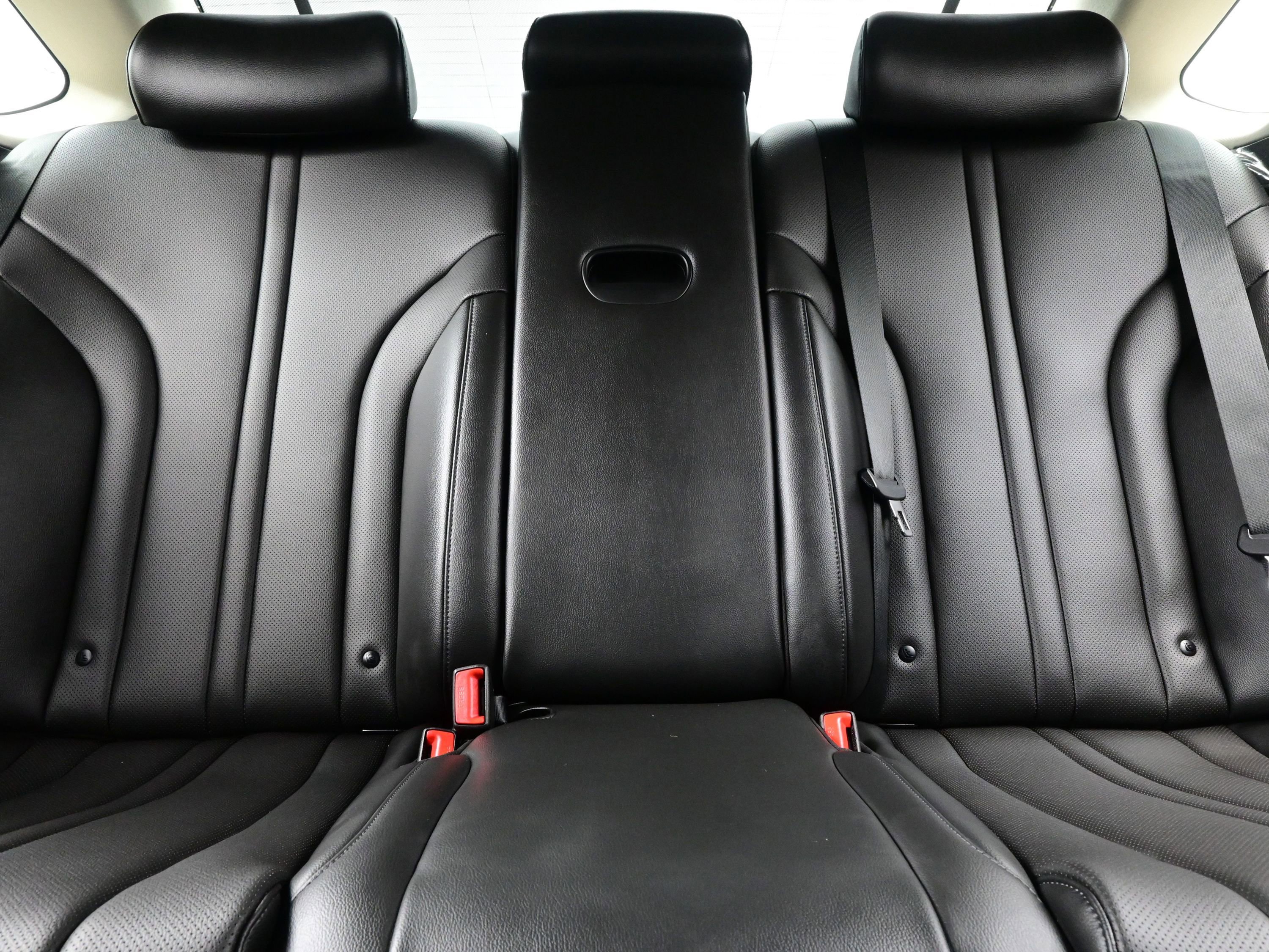 Certified 2026 Genesis G80 2.5T Advanced image 16