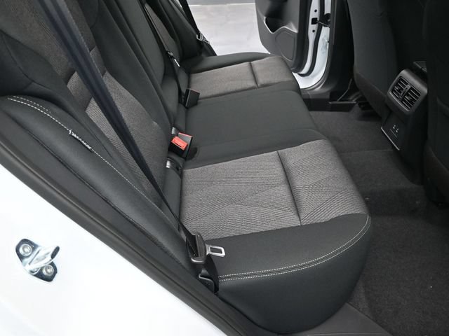 Used 2026 Nissan Rogue SV AWD/4WD image 30