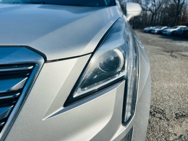 Used 2017 Cadillac XT5 Luxury image 11