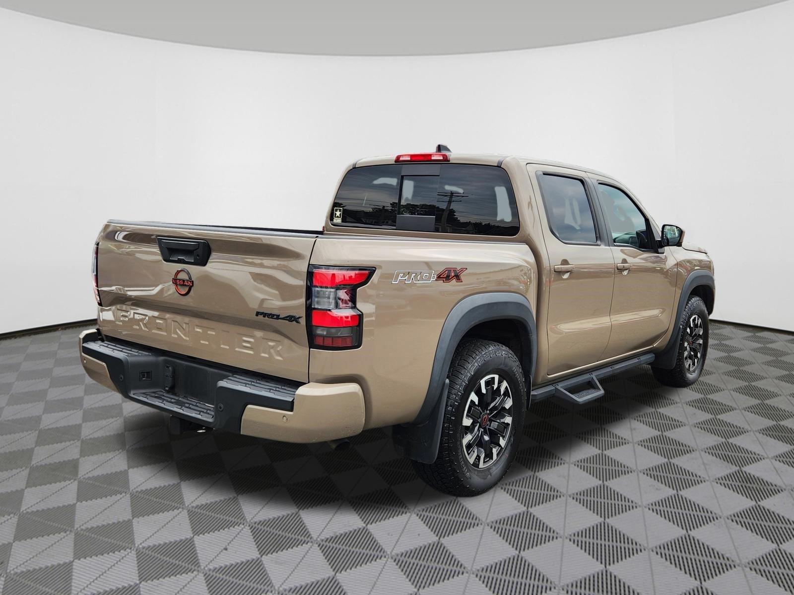 Used 2024 Nissan Frontier PRO-4X w/ Pro Convenience Package AWD/4WD image 4