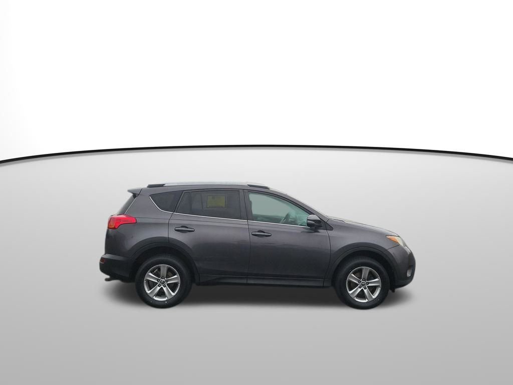 Used 2015 Toyota RAV4 XLE image 7