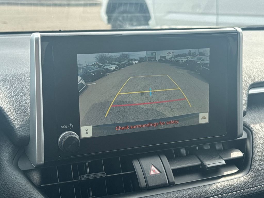 Used 2025 Toyota RAV4 XLE w/ Convenience Package image 24