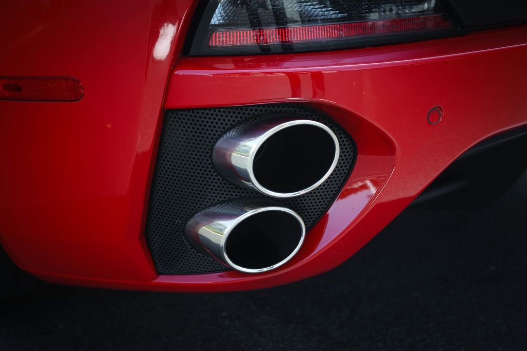 Certified 2013 Ferrari California image 21