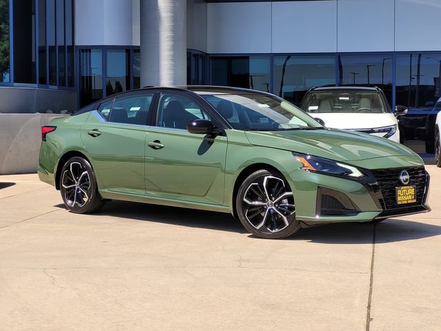 New 2026 Nissan Altima 2.5 SR FWD image 1