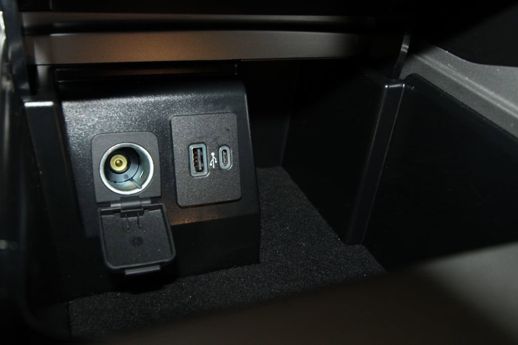 Used 2023 Ford Explorer ST w/ Equipment Group 401A image 21