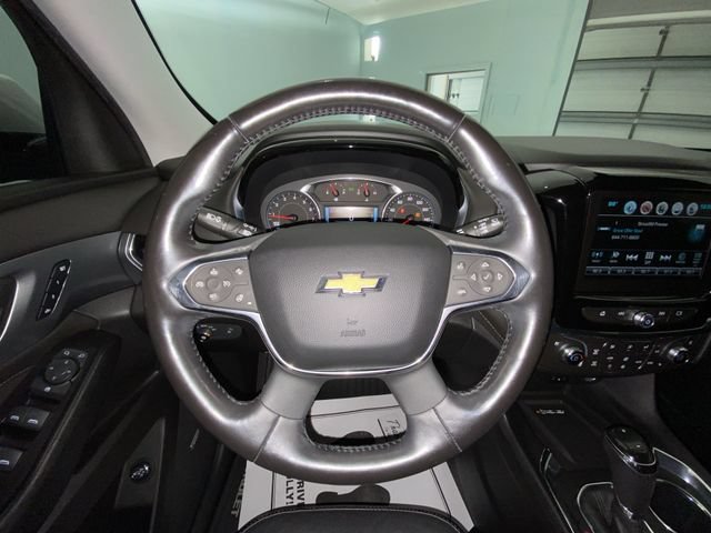 Used 2019 Chevrolet Traverse Premier w/ Driver Confidence II Package FWD image 14