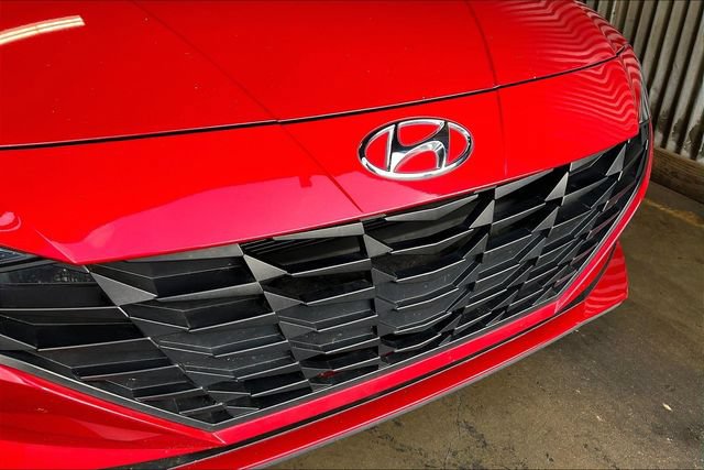 Certified 2021 Hyundai Elantra SEL FWD image 33