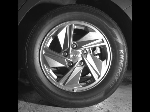 Used 2024 Hyundai Elantra SE FWD image 11