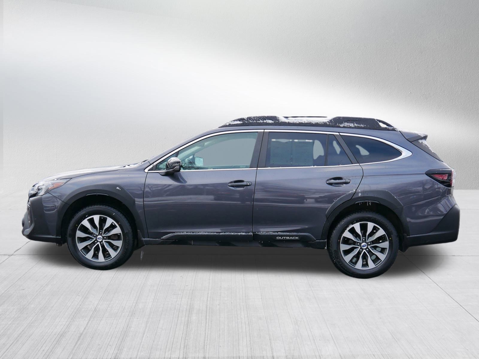 Used 2023 Subaru Outback Limited image 4