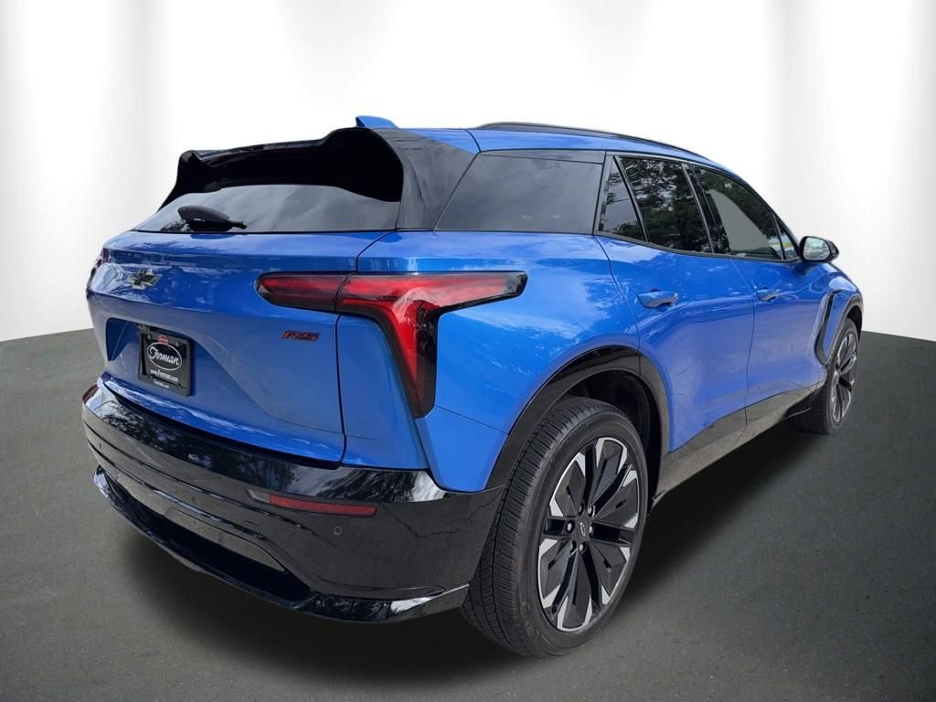 Used 2025 Chevrolet Blazer EV RS RWD image 39