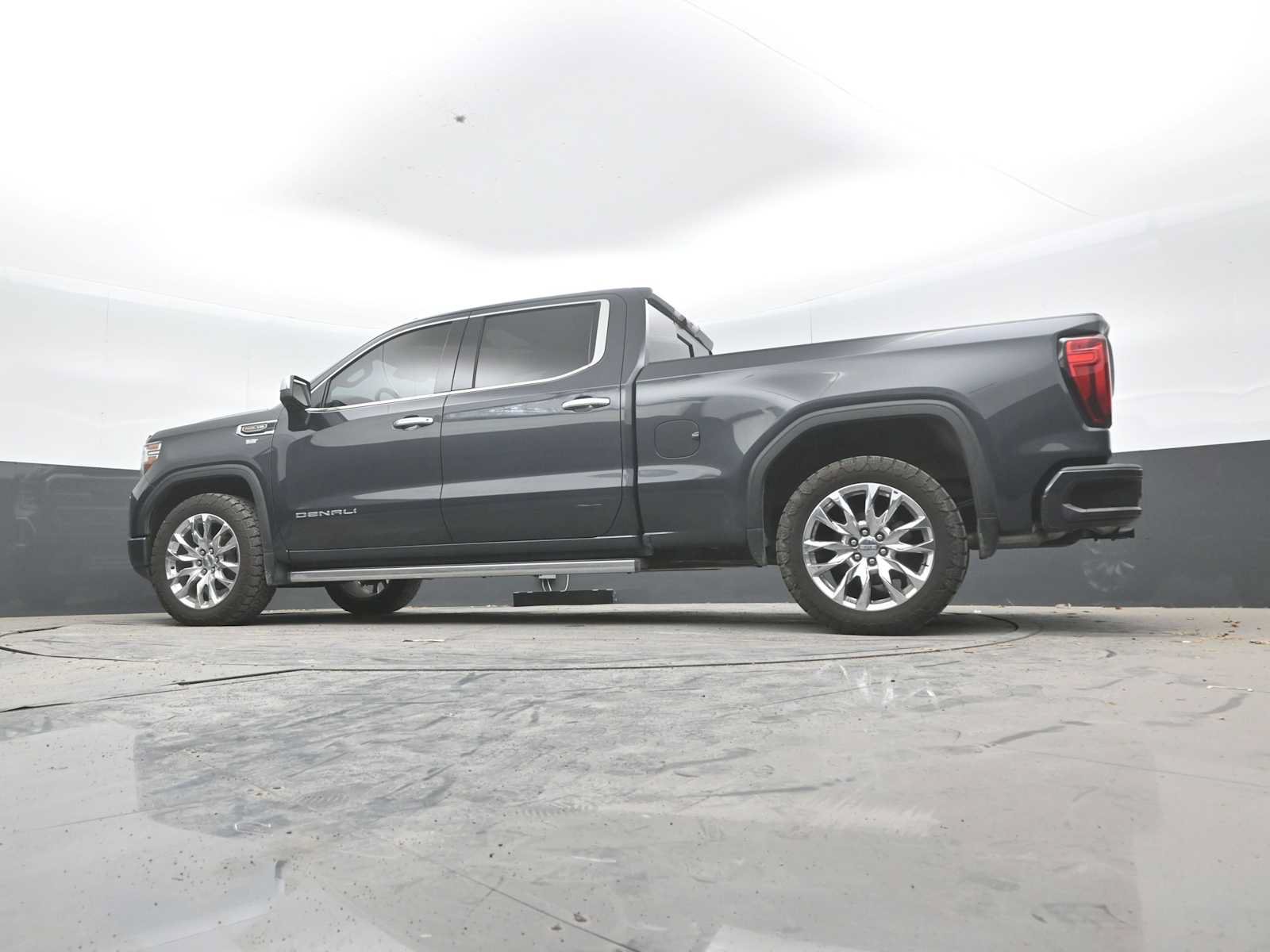 Used 2021 GMC Sierra 1500 Denali w/ Denali Ultimate Package AWD/4WD image 43