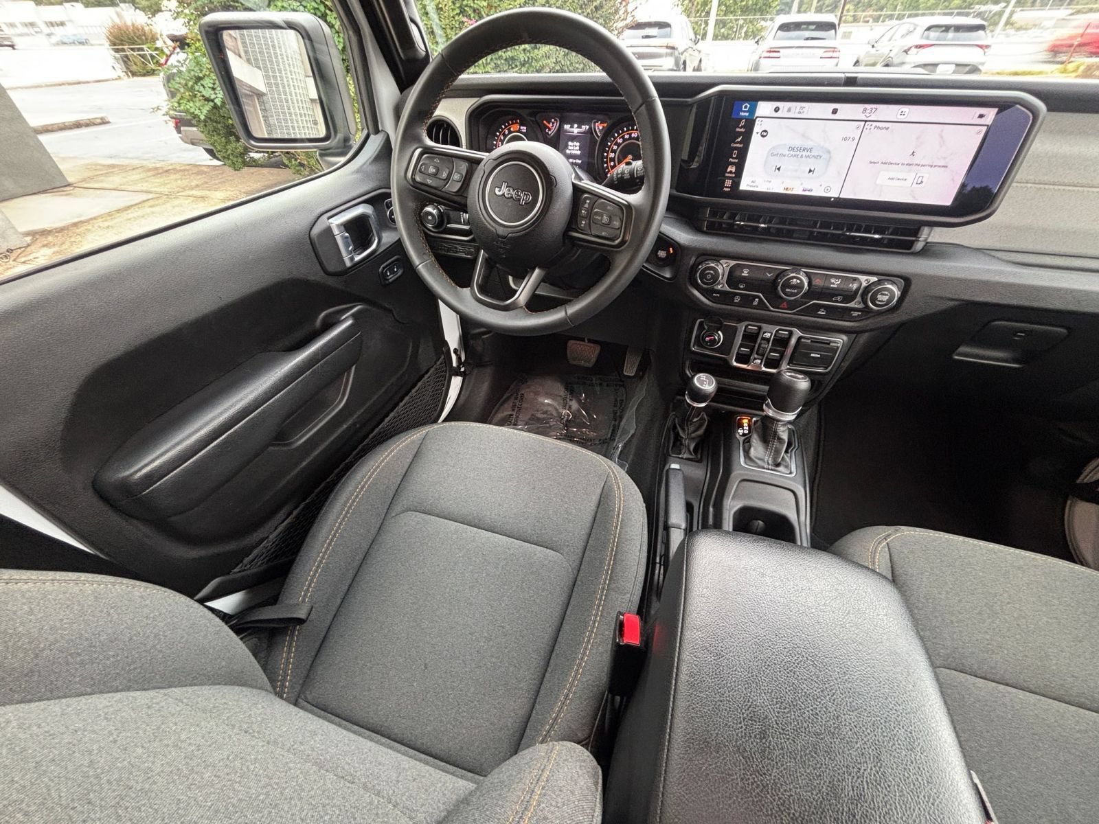 Used 2025 Jeep Wrangler Unlimited Sport AWD/4WD image 32