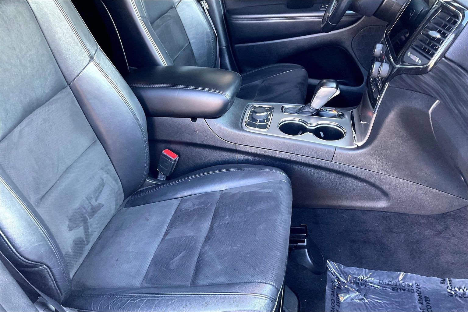 Used 2022 Jeep Grand Cherokee Laredo X image 19