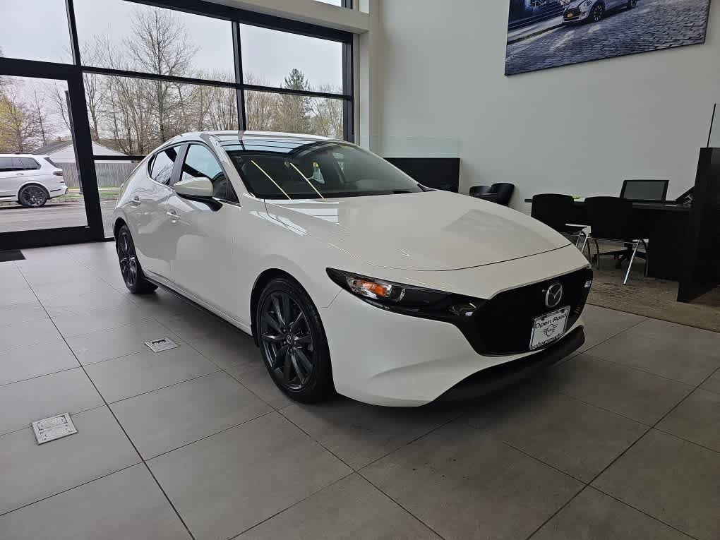 Used 2019 MAZDA MAZDA3 AWD Hatchback w/ Preferred Pkg image 10