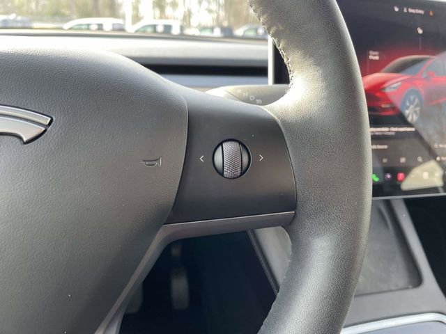 Used 2023 Tesla Model Y Long Range image 24