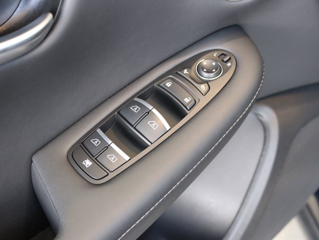 Certified 2025 INFINITI QX50 Sport image 14