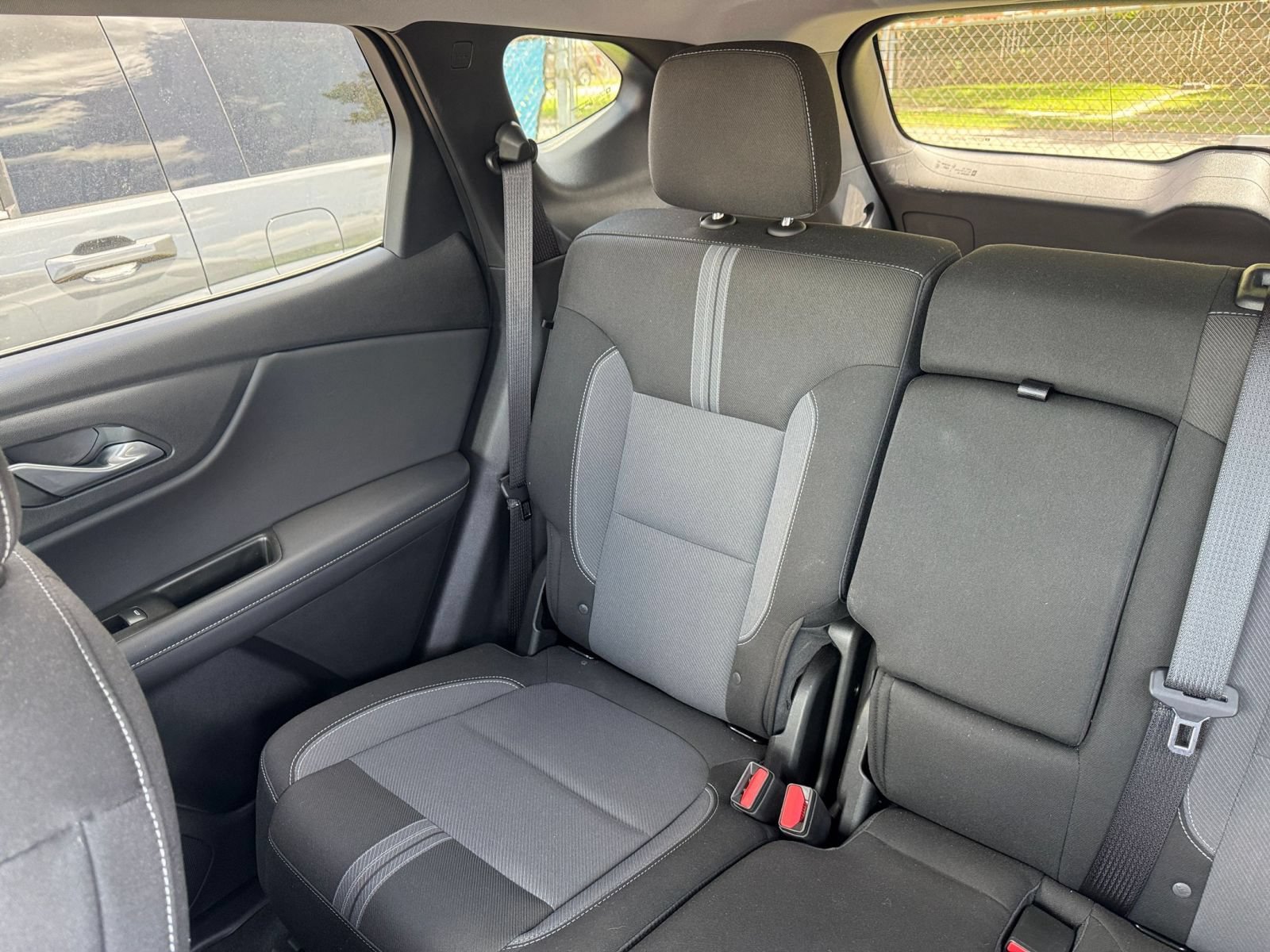 Used 2025 Chevrolet Blazer LT FWD image 37