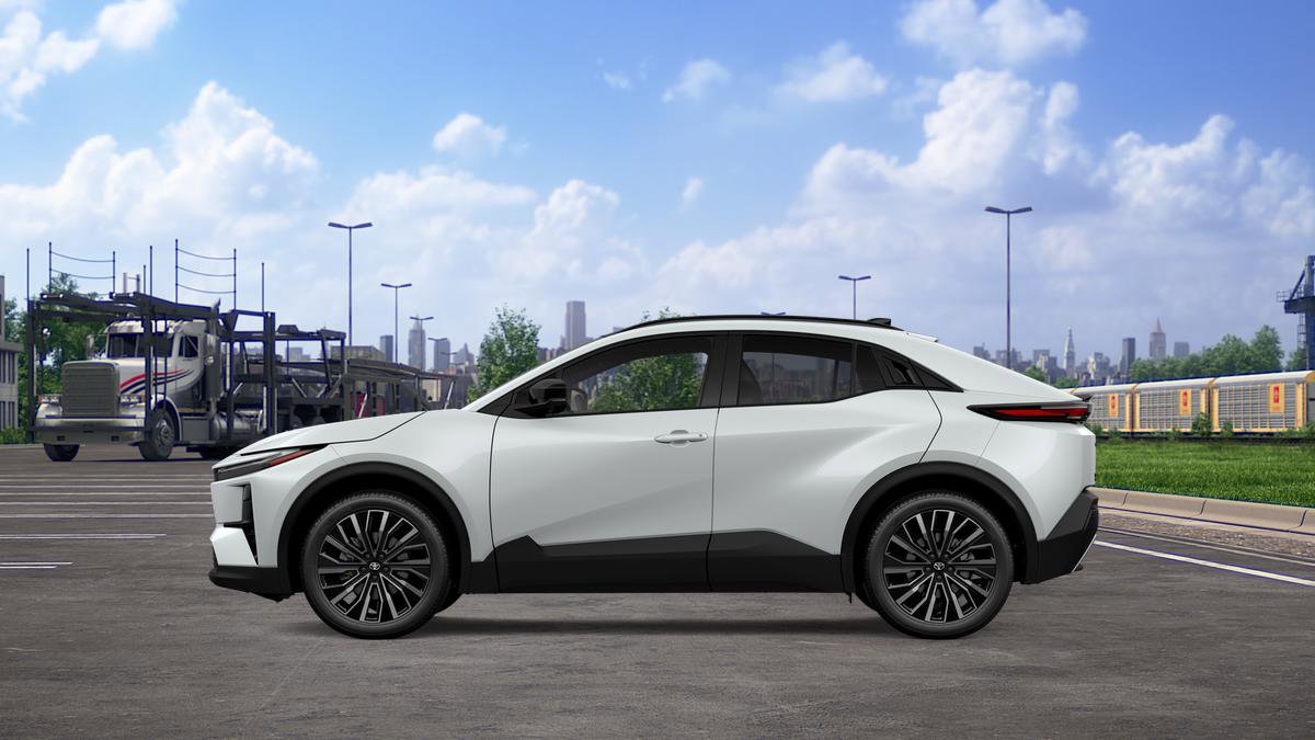 New 2026 Toyota C-HR image 4