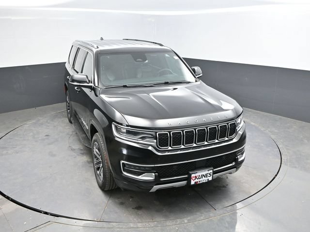 Used 2024 Jeep Wagoneer Series II w/ Flexible Seating Group AWD/4WD image 30
