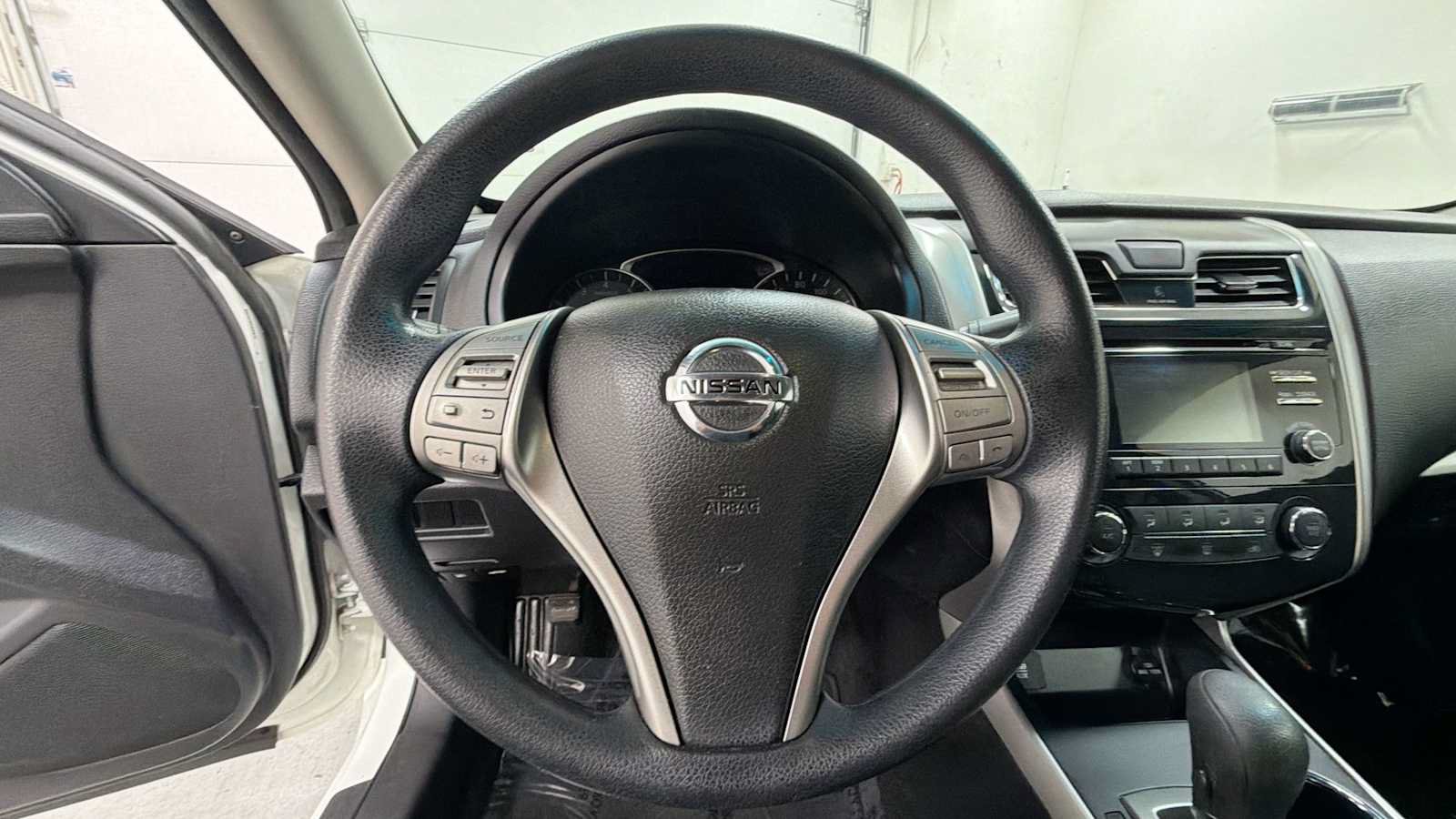 Used 2015 Nissan Altima 2.5 S w/ Power Driver Seat Package FWD image 16