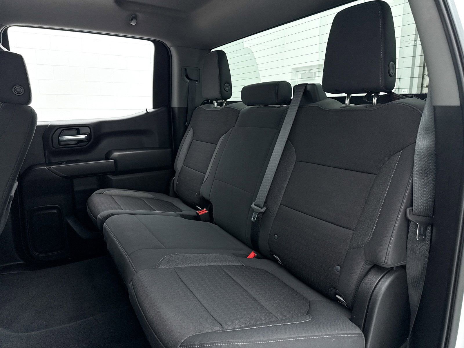 Used 2020 Chevrolet Silverado 1500 LT w/ All-Star Edition image 34