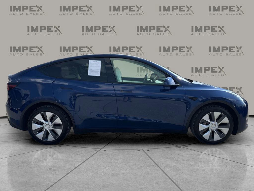 Used 2021 Tesla Model Y Long Range image 6