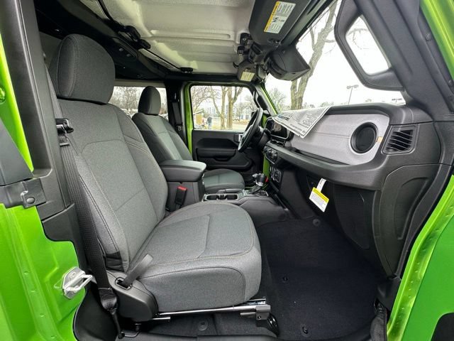 New 2026 Jeep Wrangler Sport AWD/4WD image 25