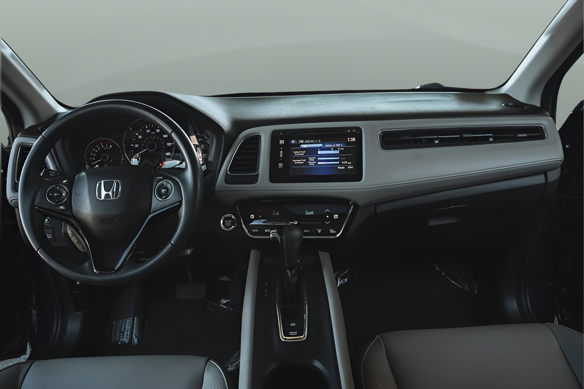 Used 2017 Honda HR-V EX-L image 18