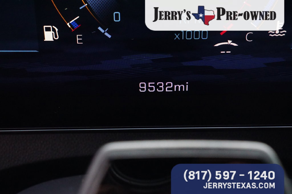 Used 2026 Chevrolet Traverse RS FWD image 10