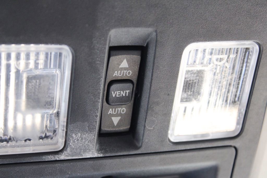 Used 2018 RAM 2500 Limited image 29