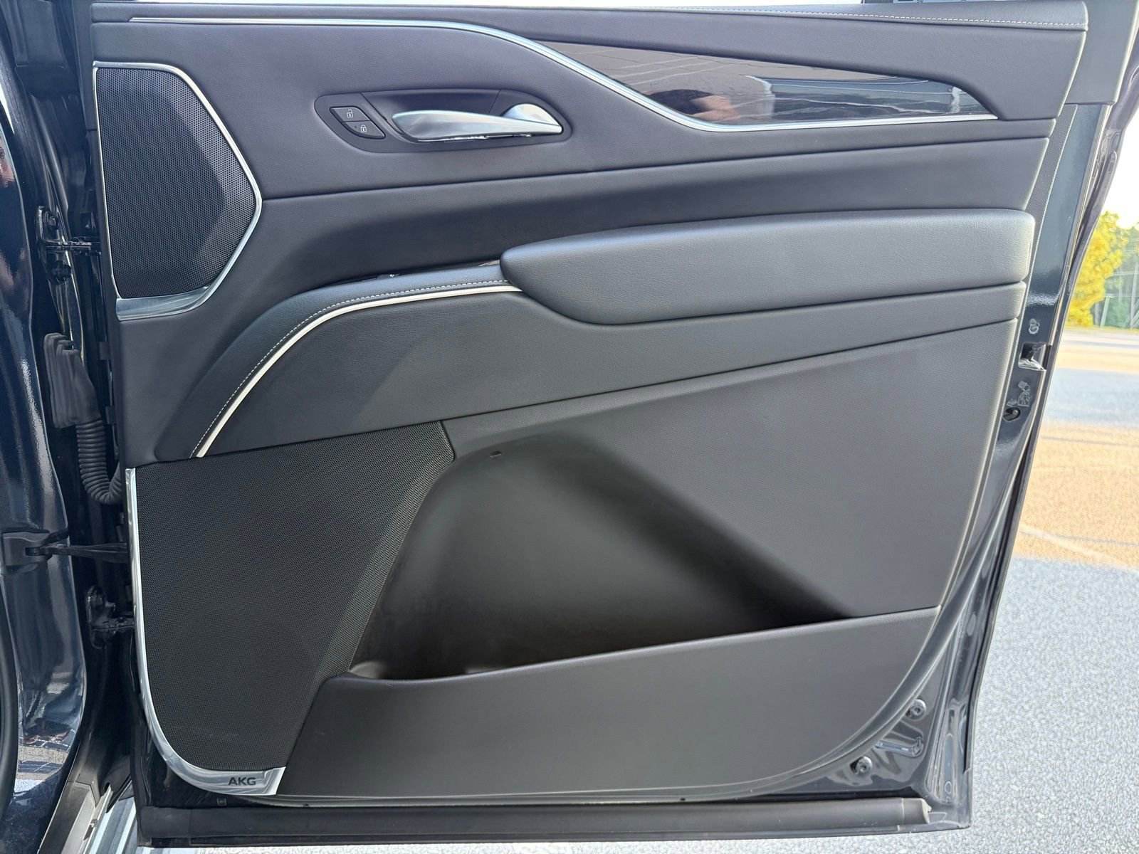 Used 2023 Cadillac Escalade ESV Sport image 51