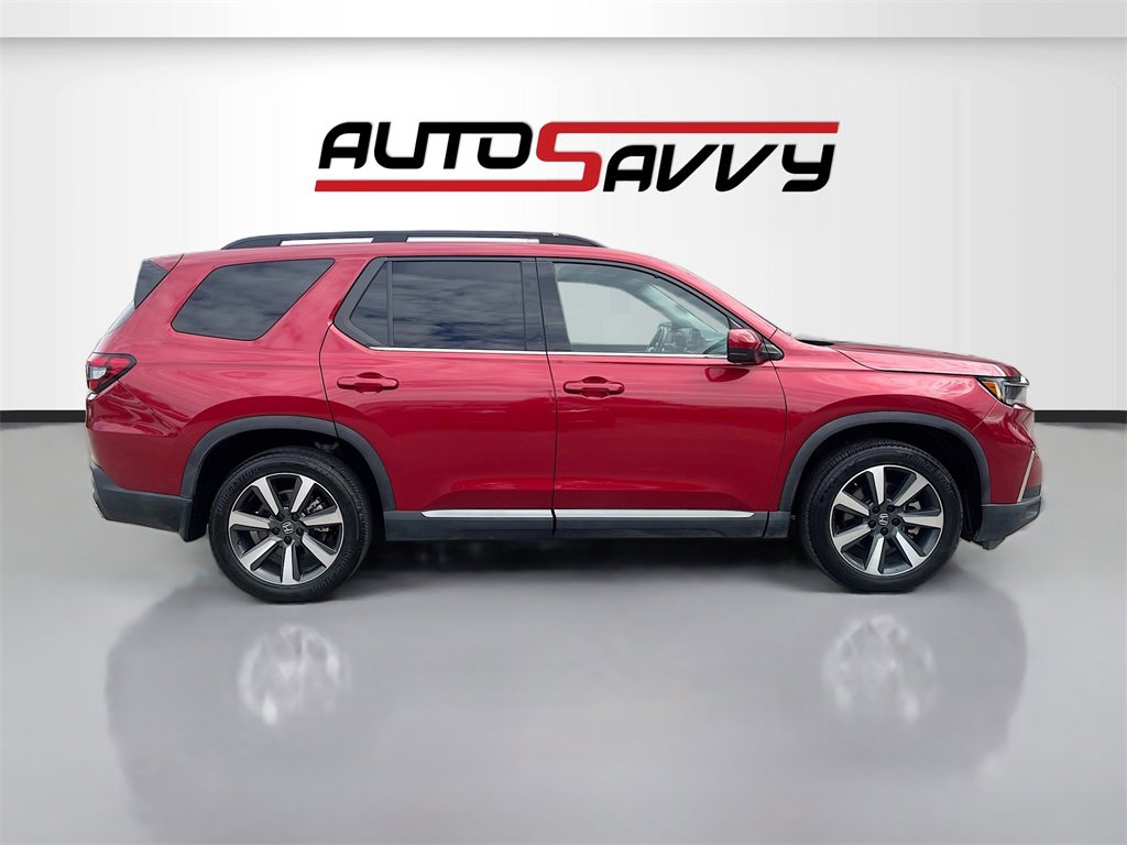 Used 2023 Honda Pilot Touring image 8