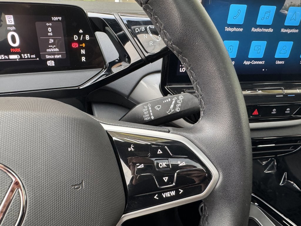 Used 2023 Volkswagen ID.4 S image 27