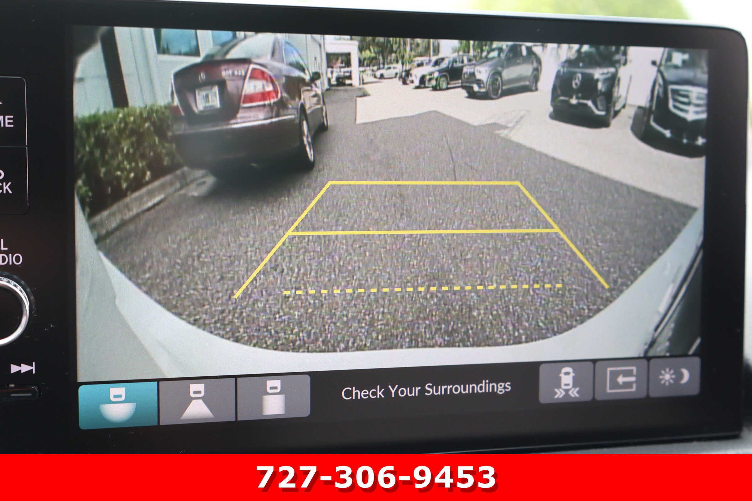 Used 2024 Honda Civic Touring image 4