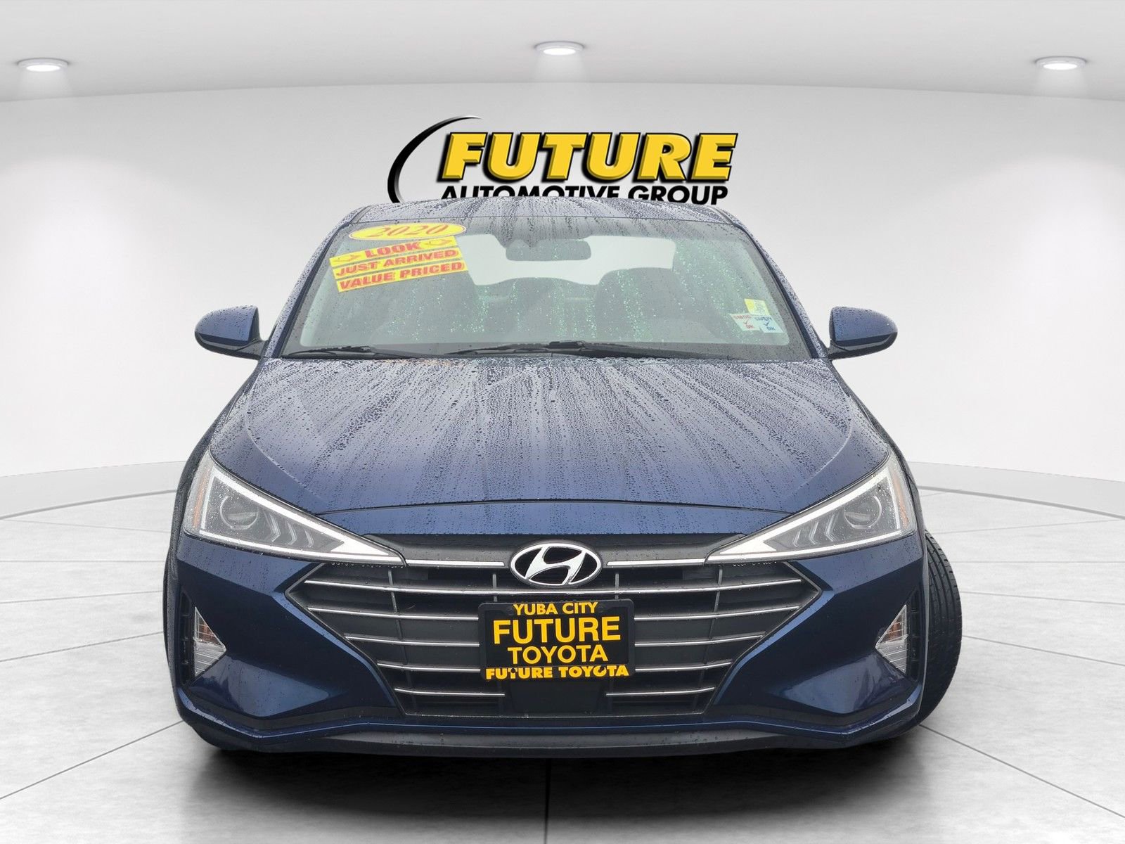Used 2020 Hyundai Elantra SEL FWD image 2
